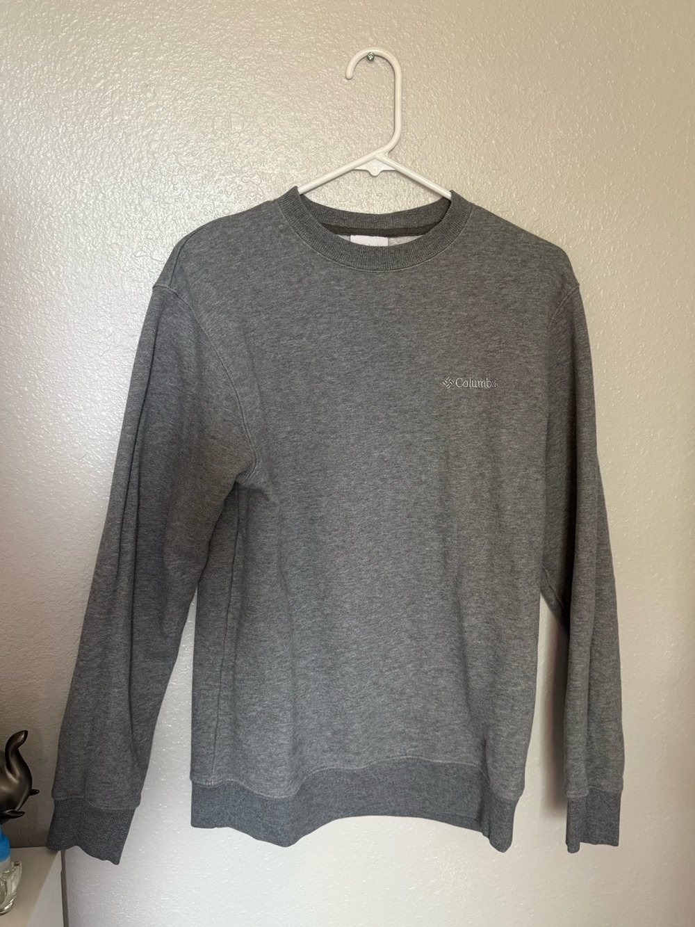Columbia Men's Heather Gray Crewneck Sweatshirt